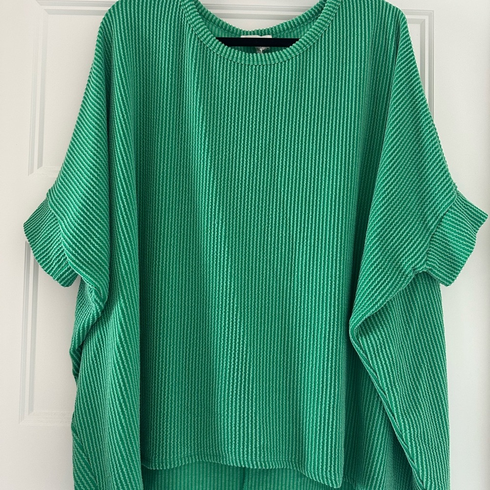ANDREE BY UNIT Green Dolman Sleeve Oversized Blouse